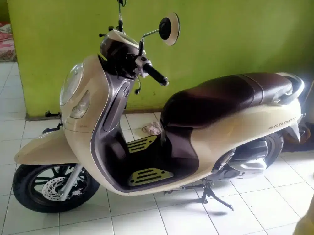 JUAL MOTOR SCOOPY 2023