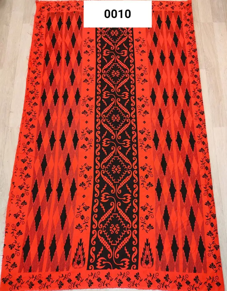 Dicari Host live streaming