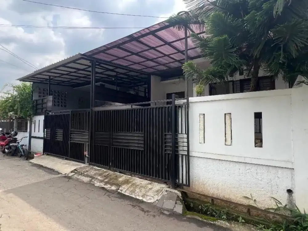 Rumah Siap Huni 12 Menit ke Pintu Tol Jatiwarna 1 Dibantu KPR J-39323