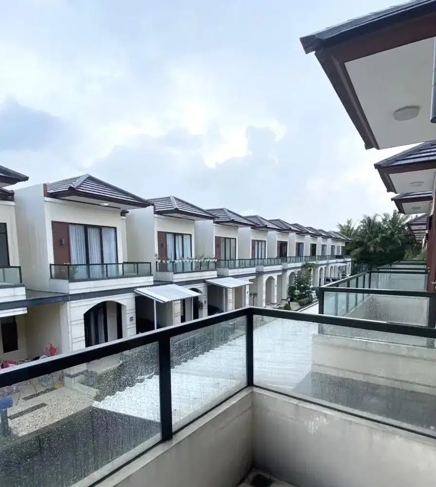DIJUAL CEPAT rumah lavon 1 swan city suvarna sutera tanggerang
