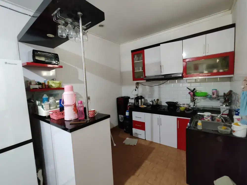 Rumah Terawat SHM 10 menit ke Gerbang Tol Bogor 2 Hadap Utara J-39175