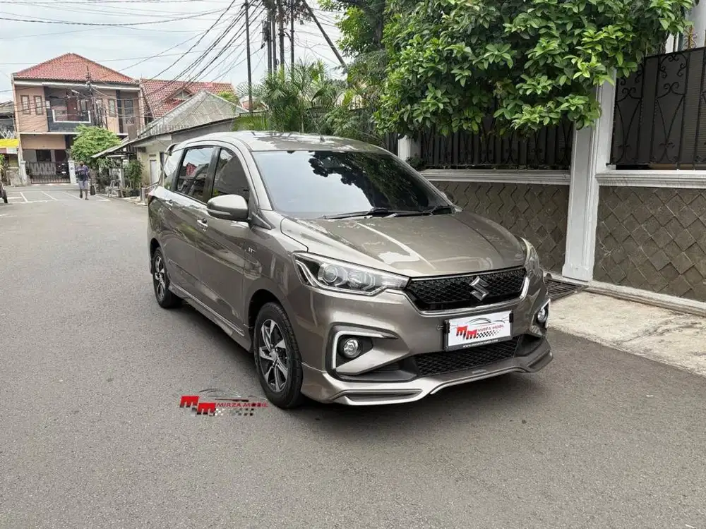Suzuki New Ertiga GT Sport 1.5 AT 2020 Abu - Abu Metalik