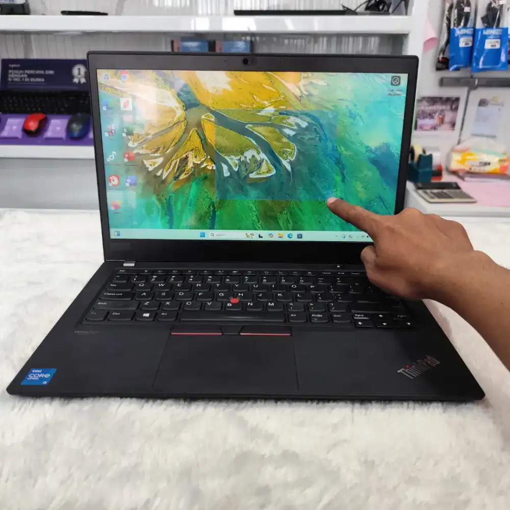 Lenovo ThinkPad T14 i5 gen 11 Intel IrisXe Layar Sentuh