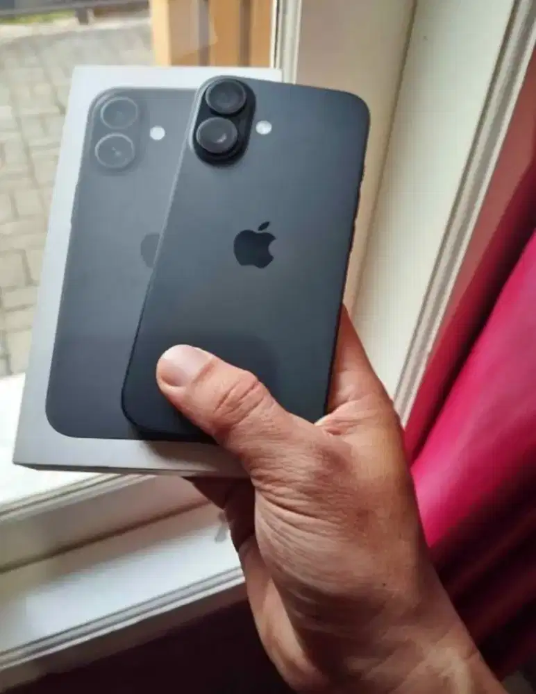 iPhone 16 128gb