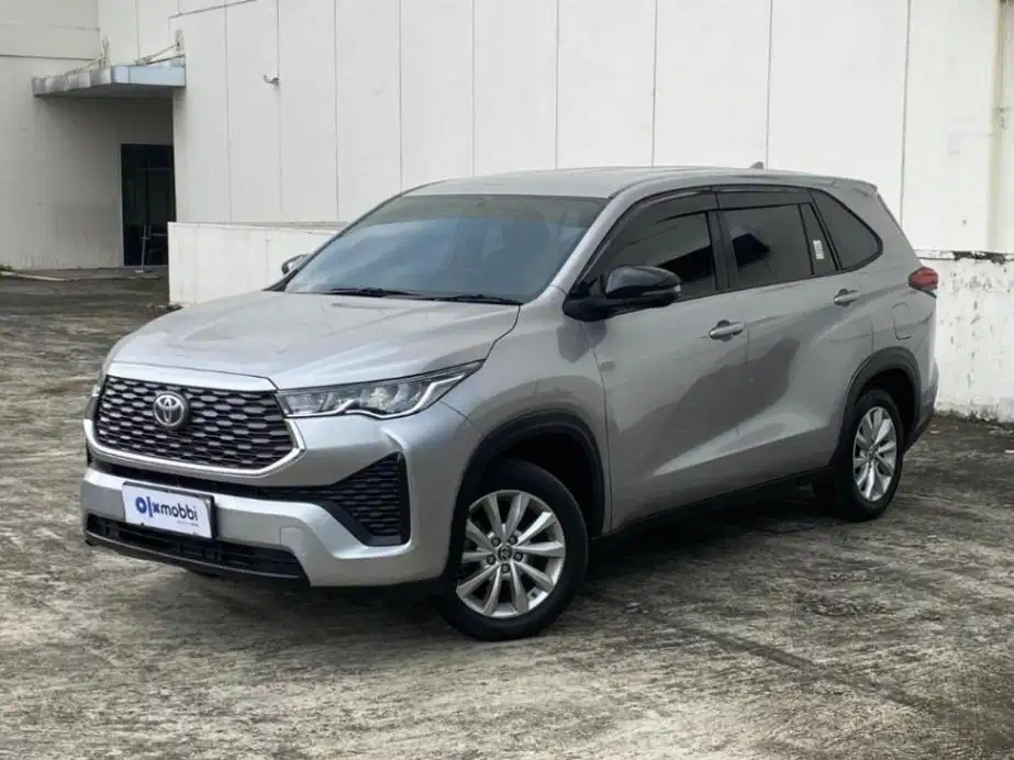 Like New Toyota Kijang Innova 2.0 Zenix V CVT Bensin-AT 2022 LBAS