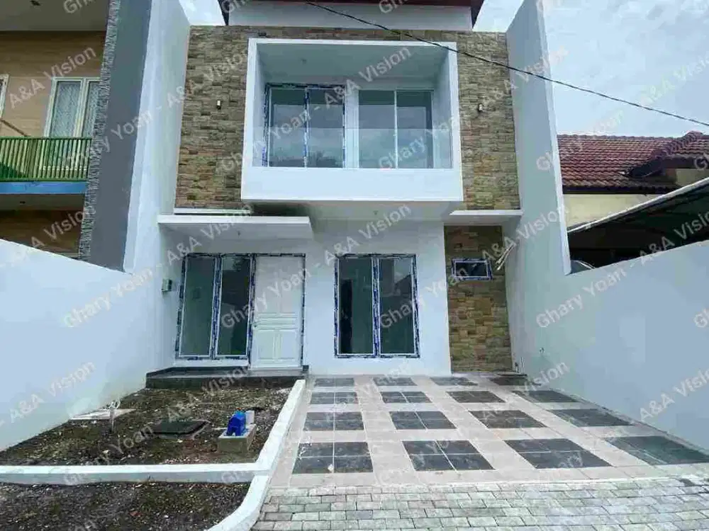 *Dijual Rumah 2 Lantai Baru Gress, Modern Minimalis Bukit Palma Citraland utara Surabaya Barat*