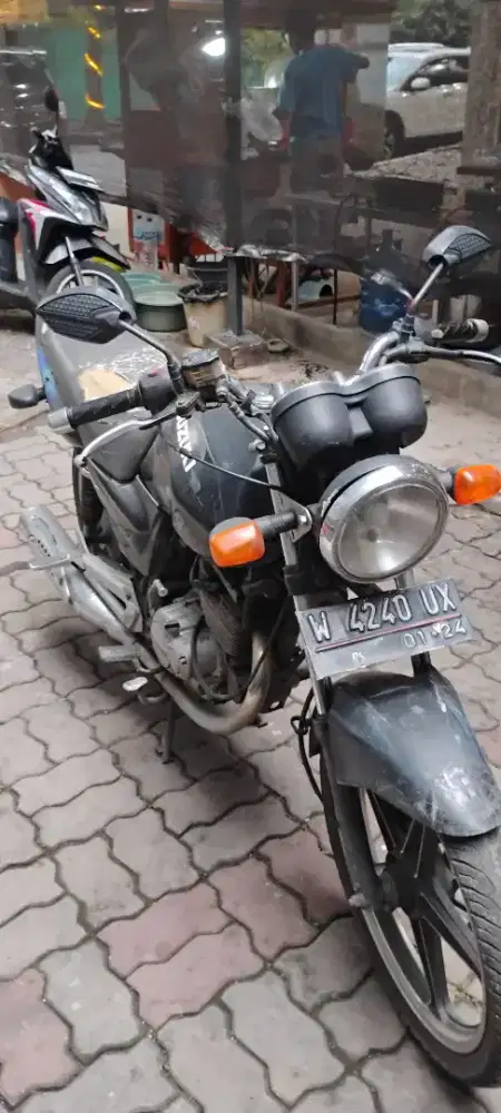 Suzuki Thunder 125 2009 lengkap off