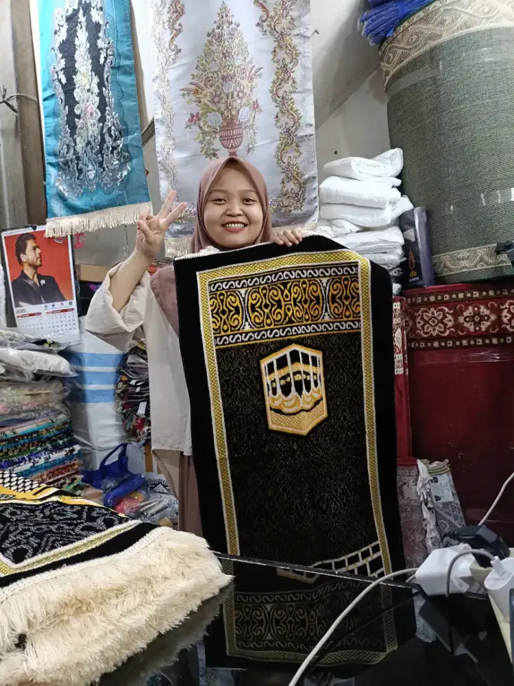 dicari karyawati khusus live TOKO ANISSA.SAJADAH