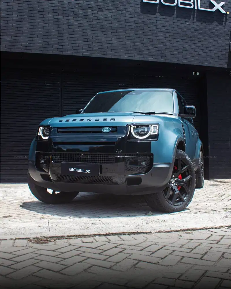 2022 Land Rover Defender 110 P400 3.0 Tasman Blue (PPF Matte)