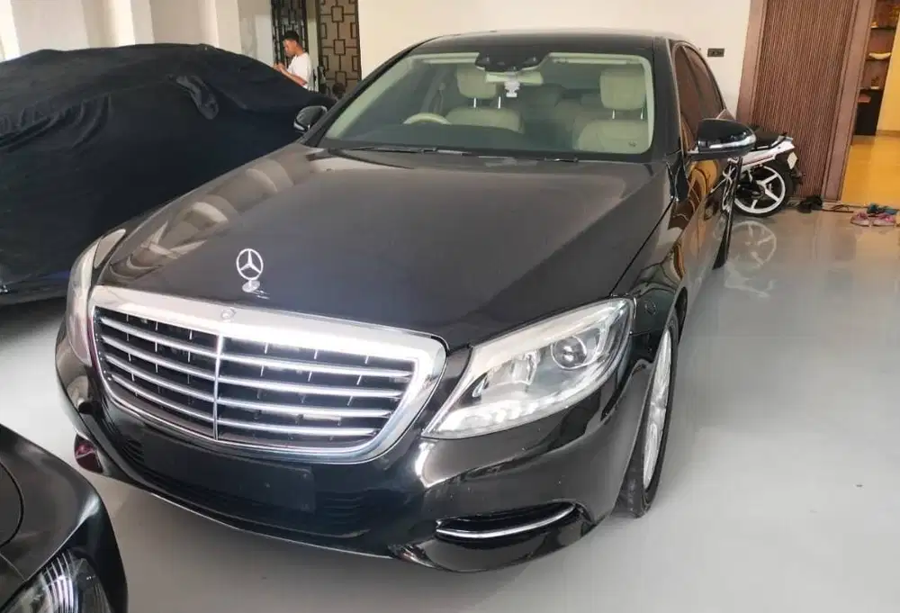 Mercedes Benz S400 A/T 2015