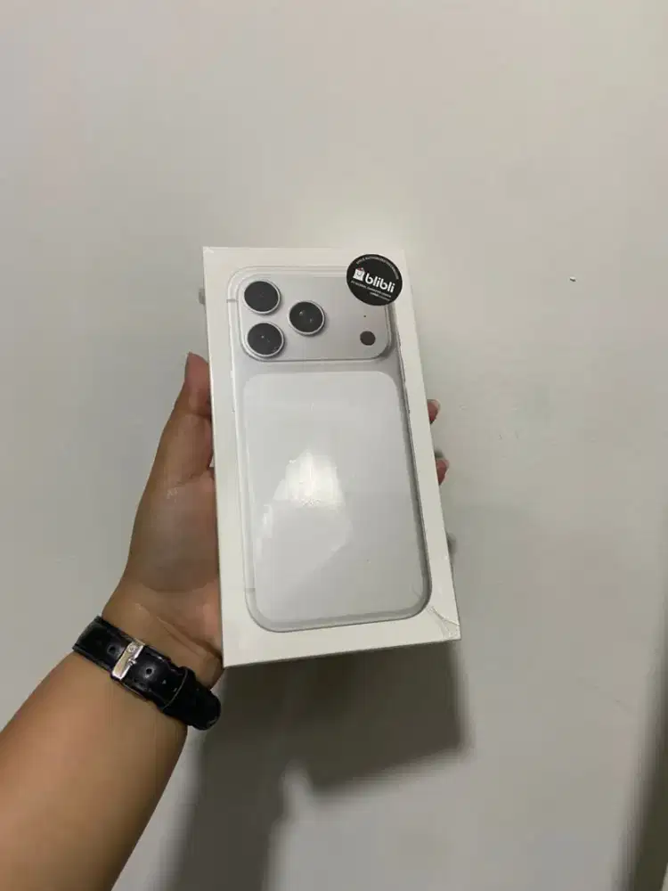 iPhone 17 Pro 256 GB & 512 GB Silver Ready