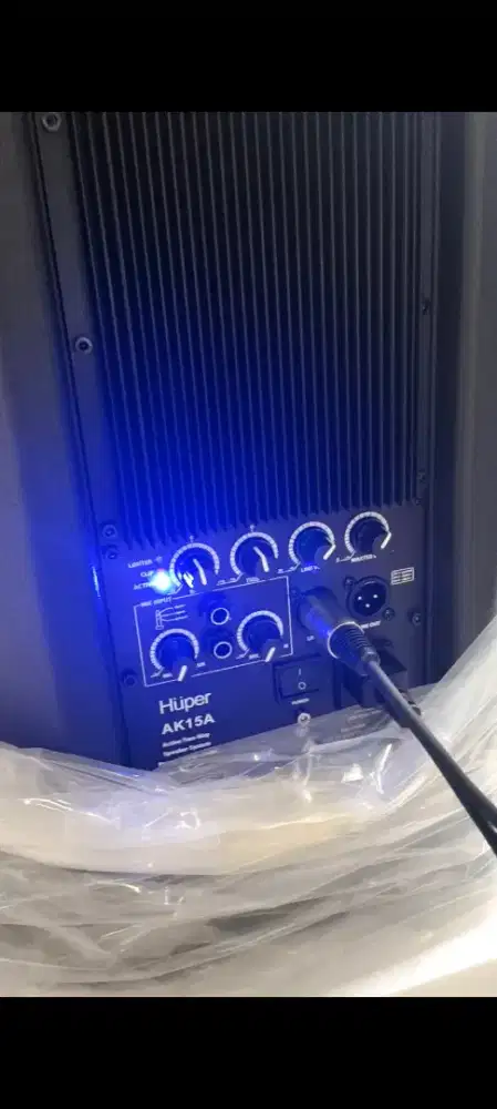 Speaker aktif huper AK15A