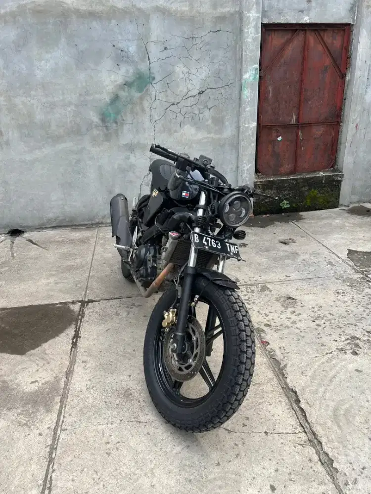 Yamaha R15 Custom basic r15