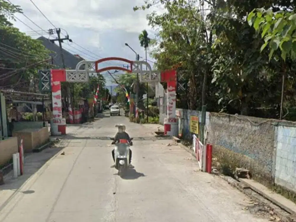 dijual tanah di Gba dekat Alfamart belakang transmart buahbatu 4 jt/m2