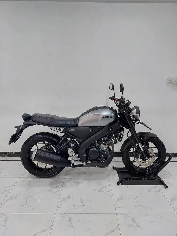 KM 1 RB Yamaha XSR 155 USD Fi 2025 bln 5 Like new
