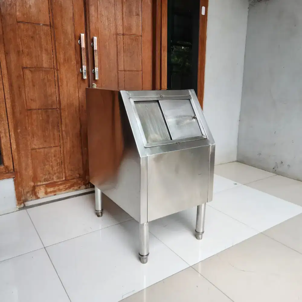 Ice Bin ex Cafe - Ice Bin ex Resto IC 1
