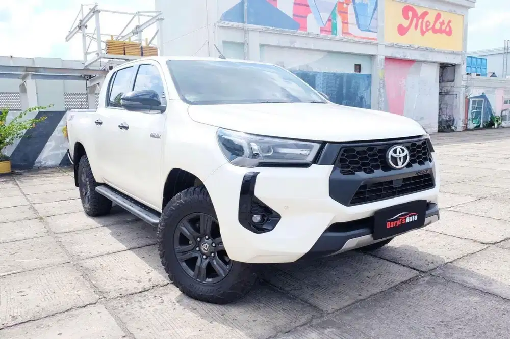 2024 TOYOTA HILUX V 2.4 DOUBLE CABIN 4x4 DIESEL