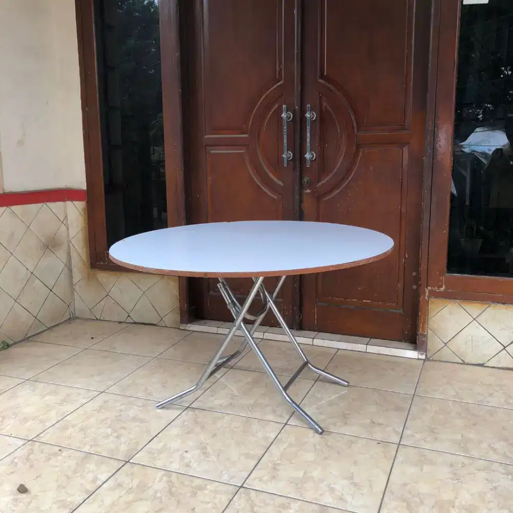 Meja ex Cafe - Meja ex Resto M8