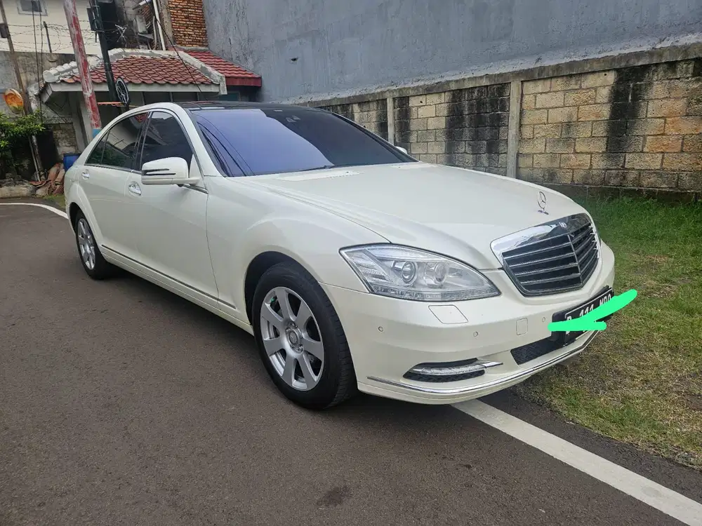 Mercedes-Benz S350 2011 Bensin