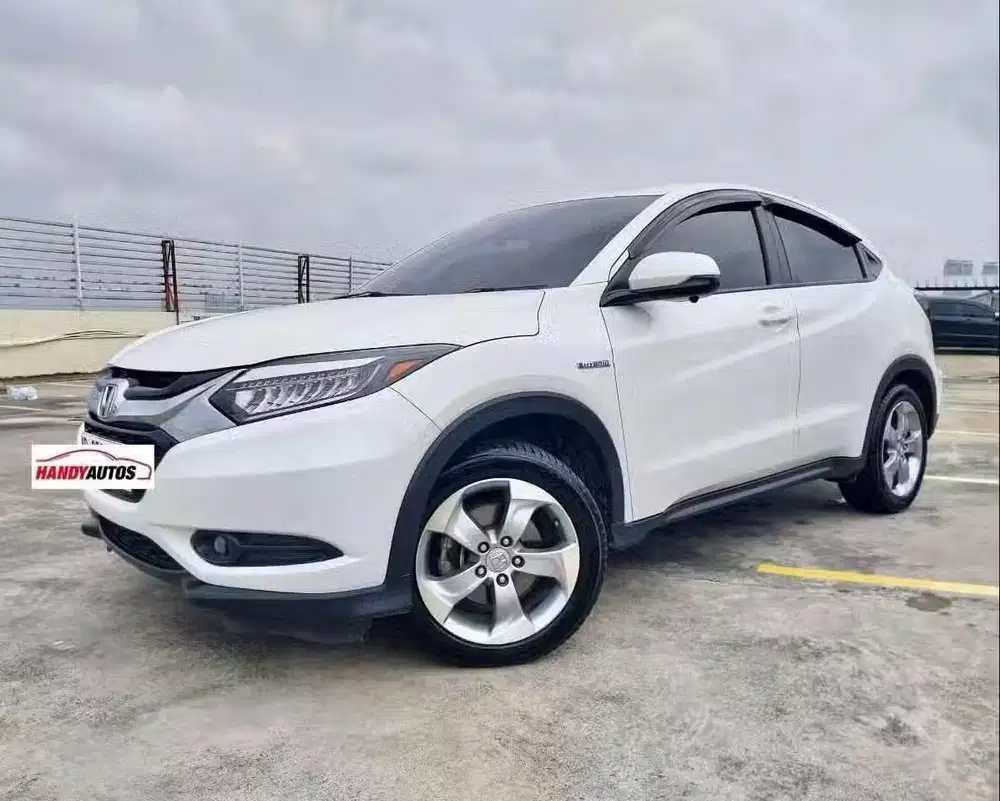 Honda HRV S Tahun 2017 Automatic Putih Mutiara