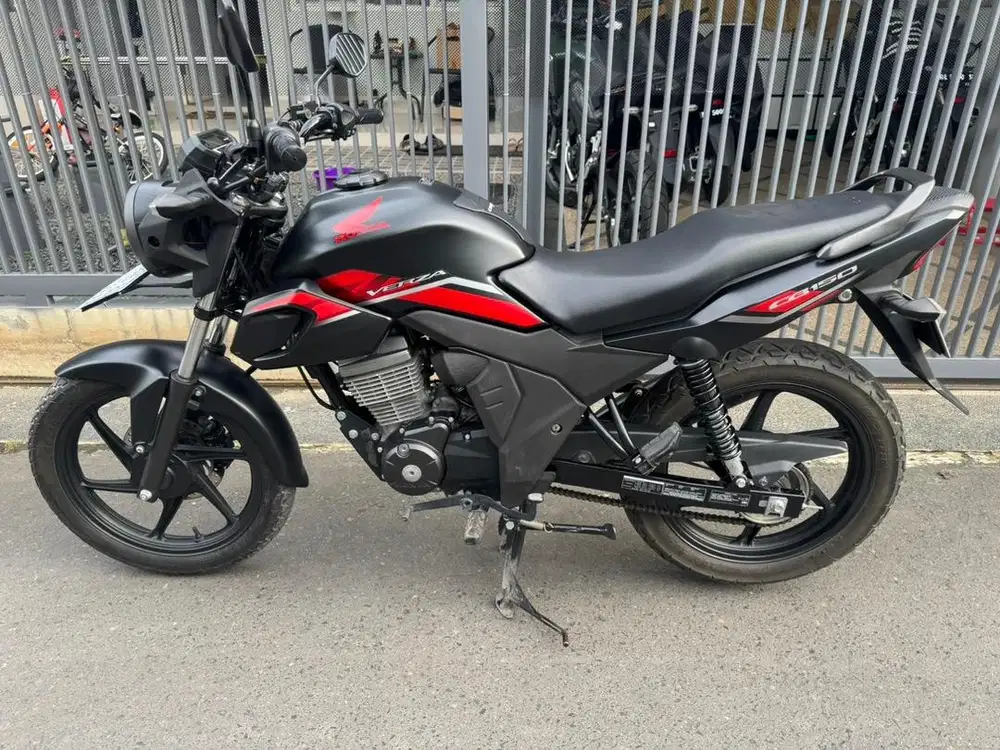 Honda CB150 Verza 2022 Akhir, Km 13rb