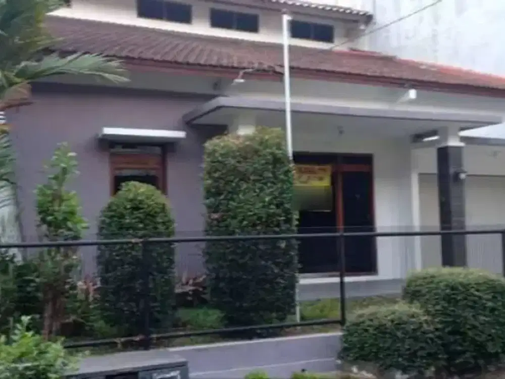 Rumah murah 2 lantai  di sayap dago Bandung ligar wangi