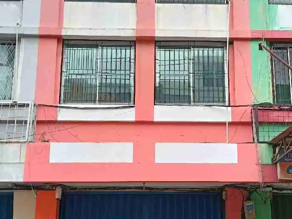 Ruko usaha rapih udah renov 3 lantai disewakan Cempaka Mas Jakarta Pusat