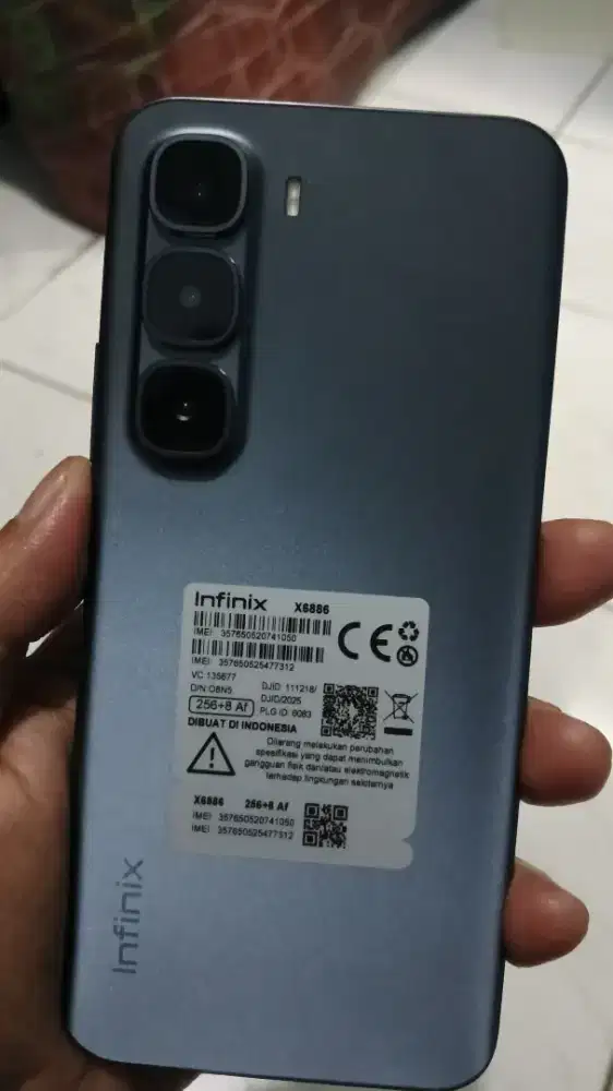 INFINIX HOT 60 PRO + 8/256 HITAM