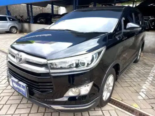 LOW DP Toyota Kijang Innova 2.4 V Solar-AT 2018 7XL