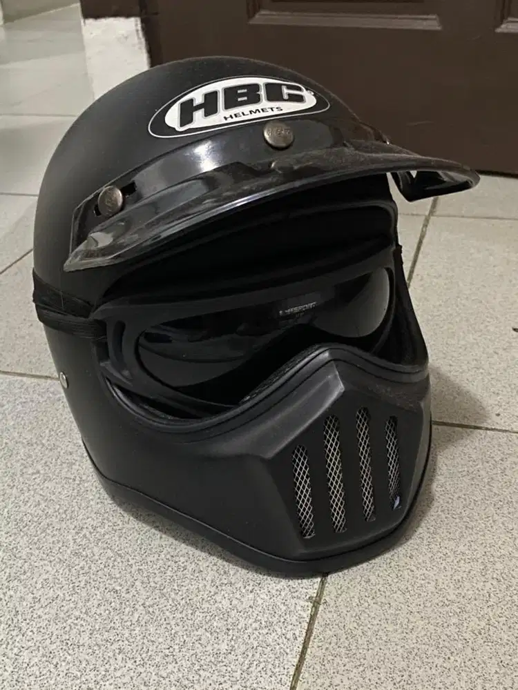 Helm cakil Retro HBC