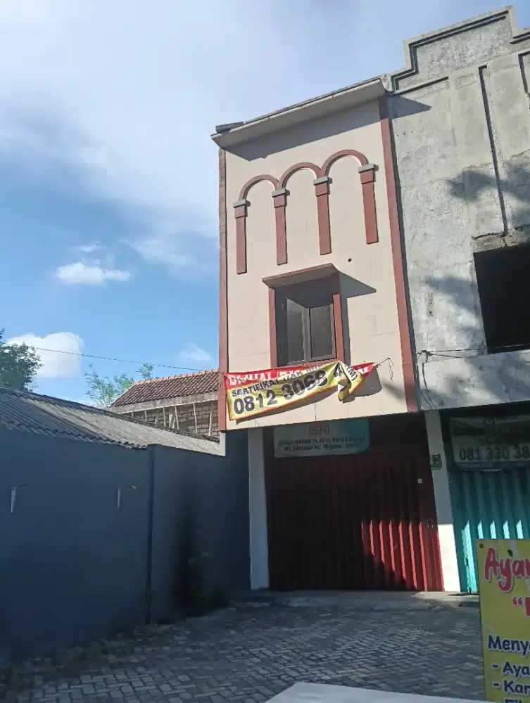 Ruko dikontrakan nol jalan raya laban