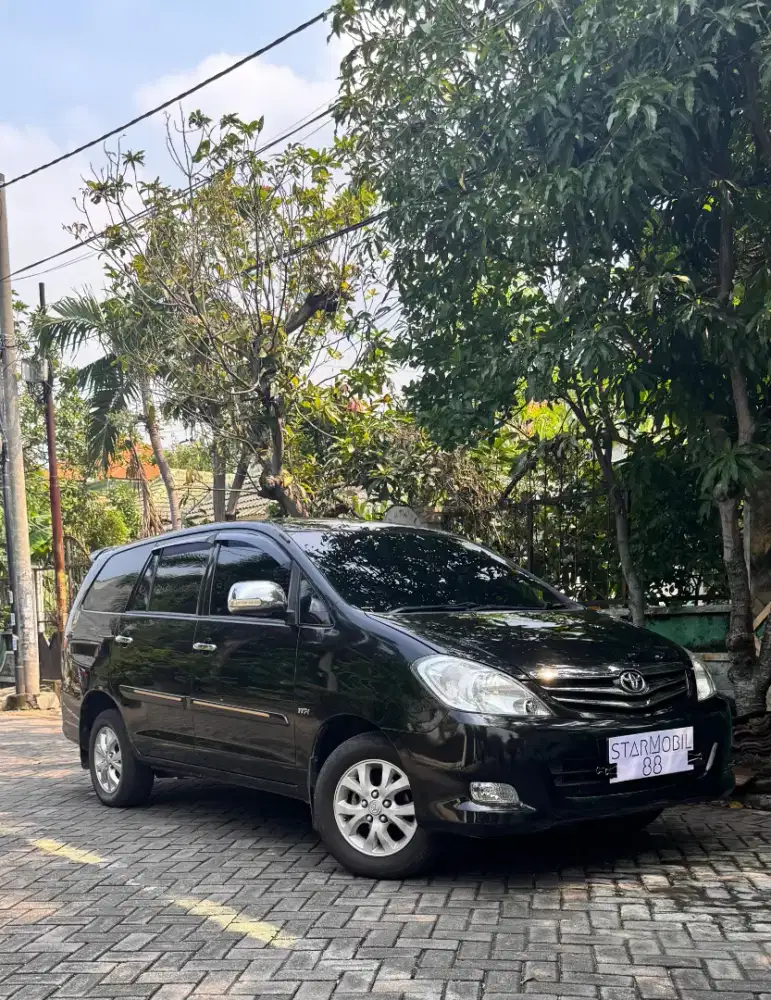 Kijang innova 2.0 G Bensin Manual