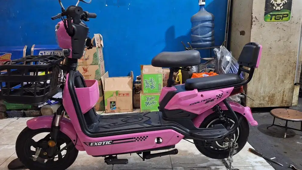 Sepeda Listrik Exotic