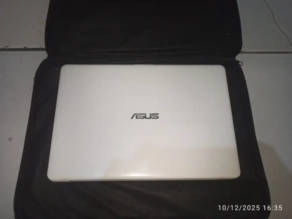 Notebook ASUS E203M