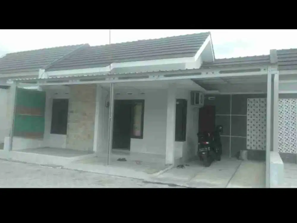Di jual murah rumah di Gentan luas 63 m2.
