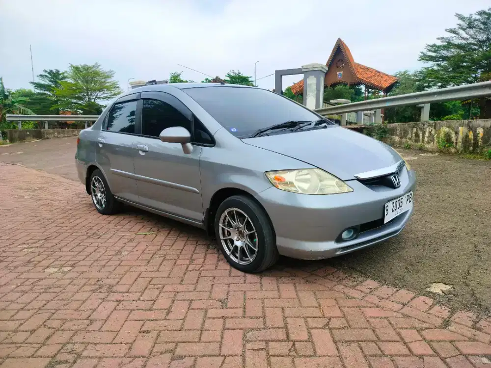 Honda city vtech automatic th2004