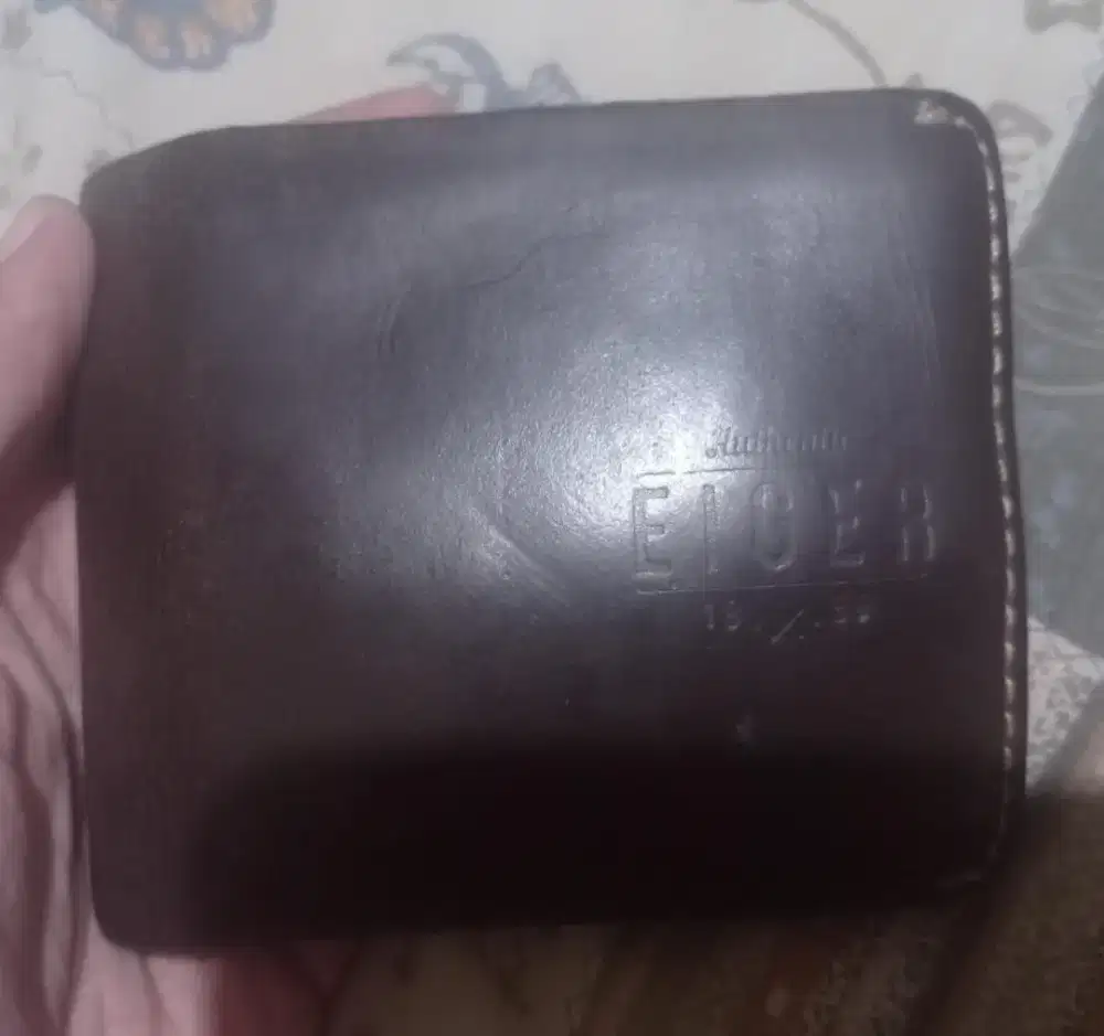 Jual dompet eiger kulit asli urgent