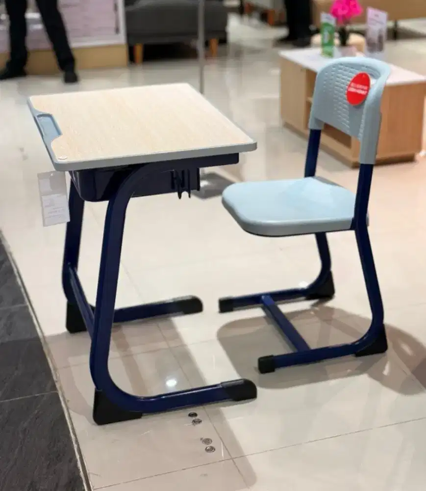 SET MEJA & KURSI SEKOLAH AURIC