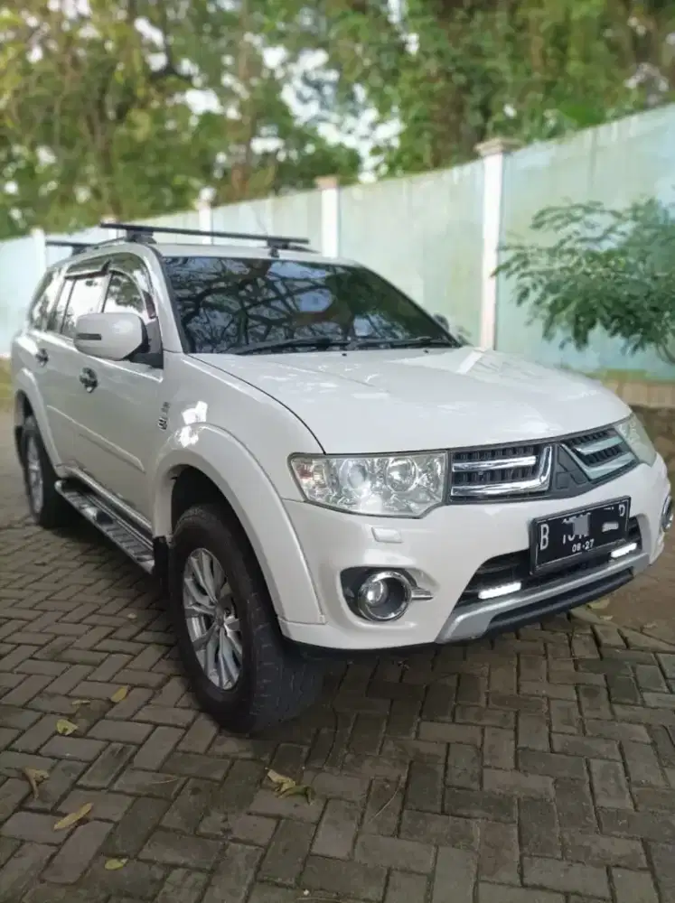 Mitsubishi Pajero Sport Dakar V6 Bensin 2014