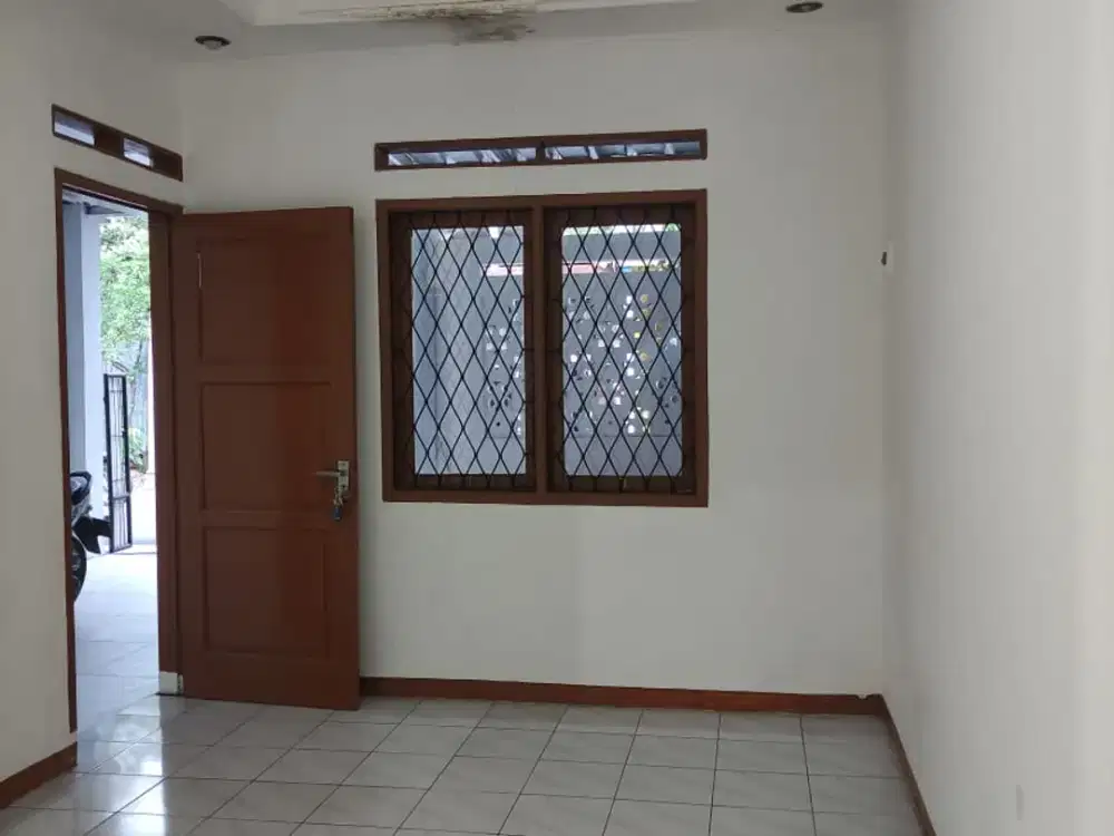 jual cepat, rumah siap huni Griya Cempaka Arum dekat Masjid Al Jabbar