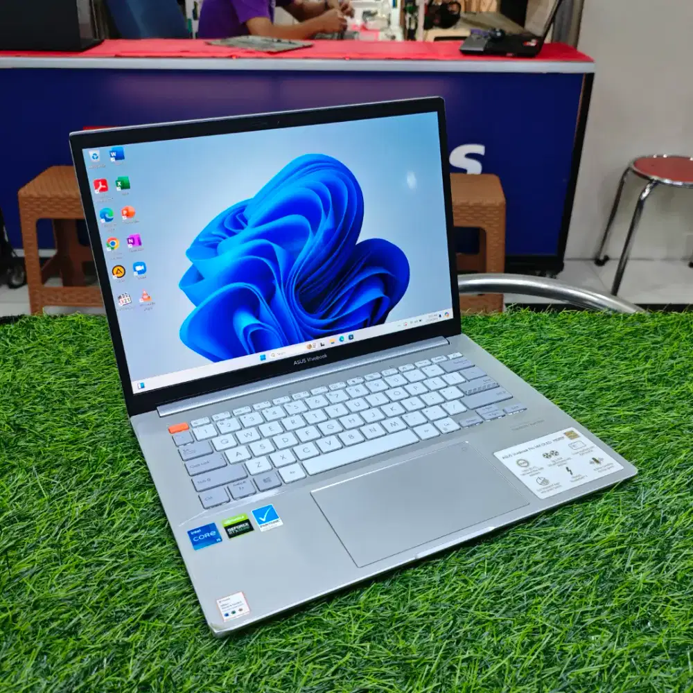 ASUS VIVOBOOK PRO 14X OLED RTX 3050