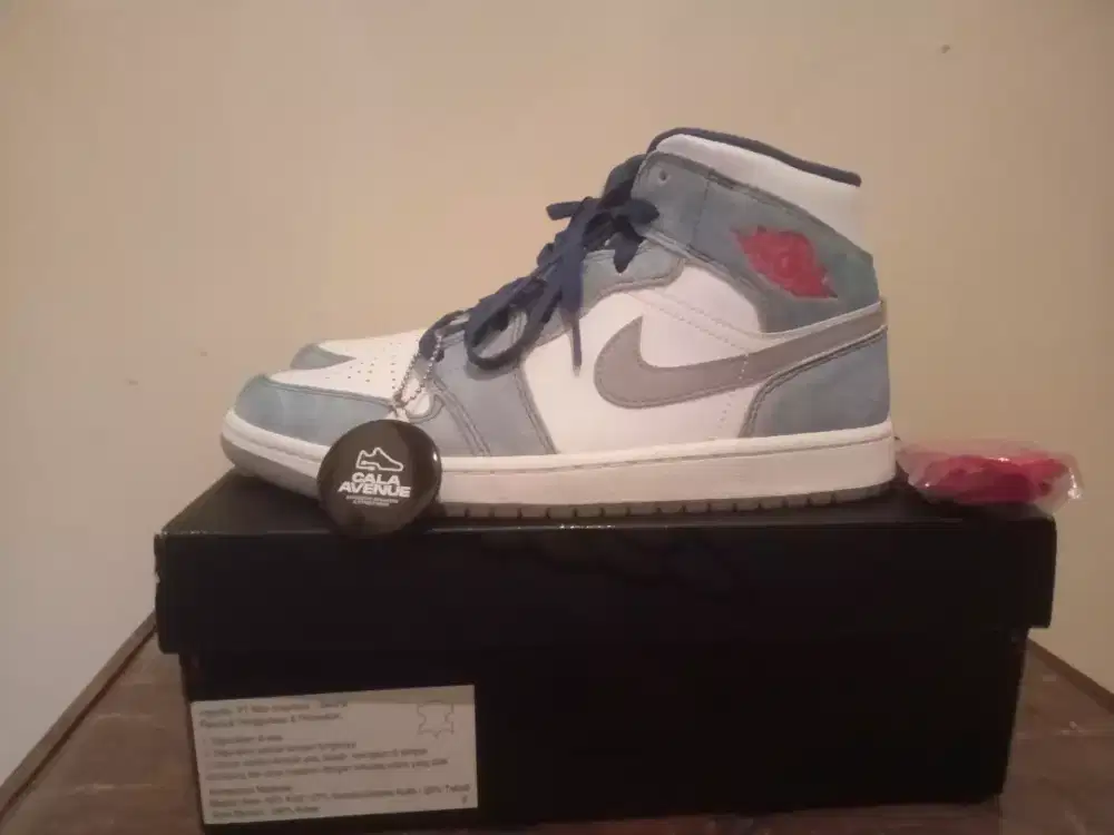 Air Jordan 1 mid SE French Blue 40.5 Original