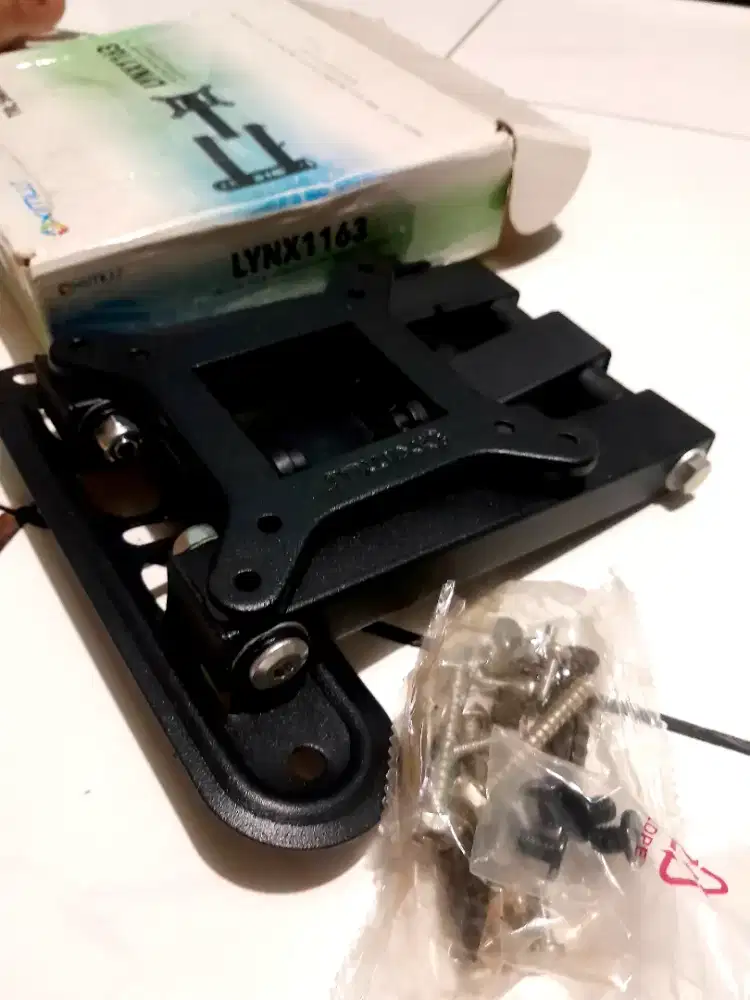 BRACKET TV OXIMUS LYNX 1163