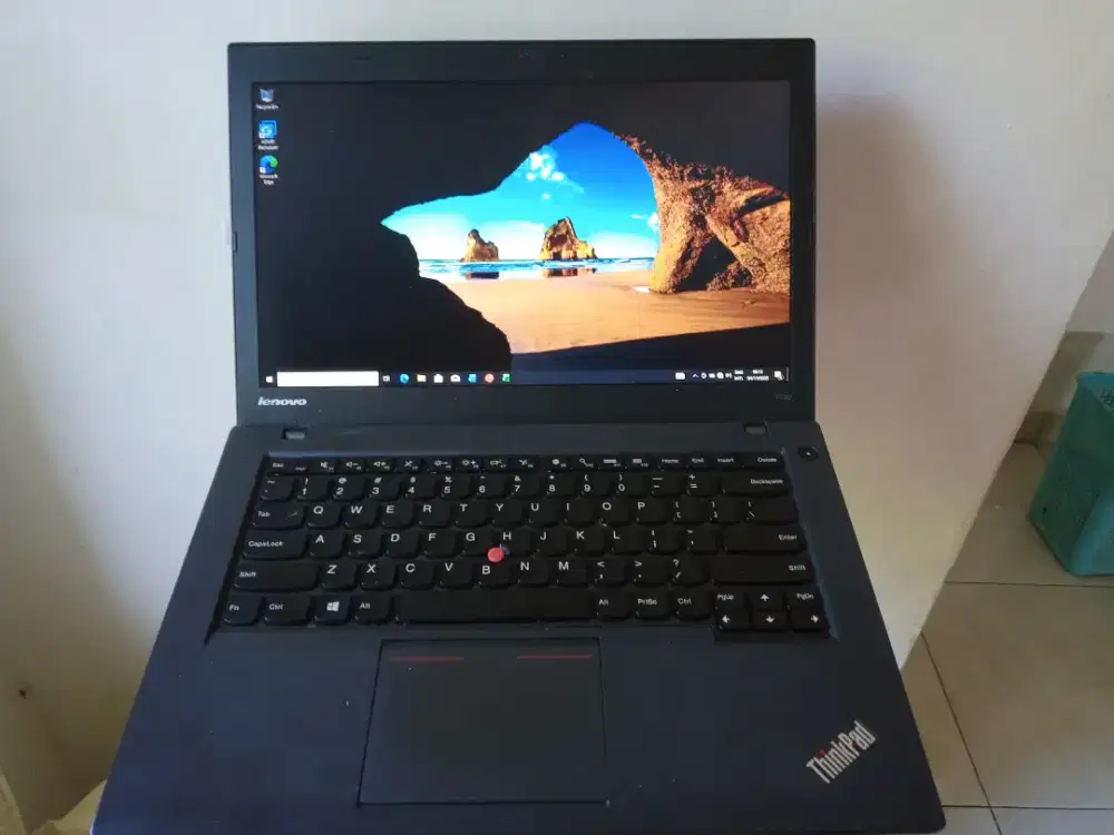 Laptop lenovo x240 i5 ram 8 ssd ngebut