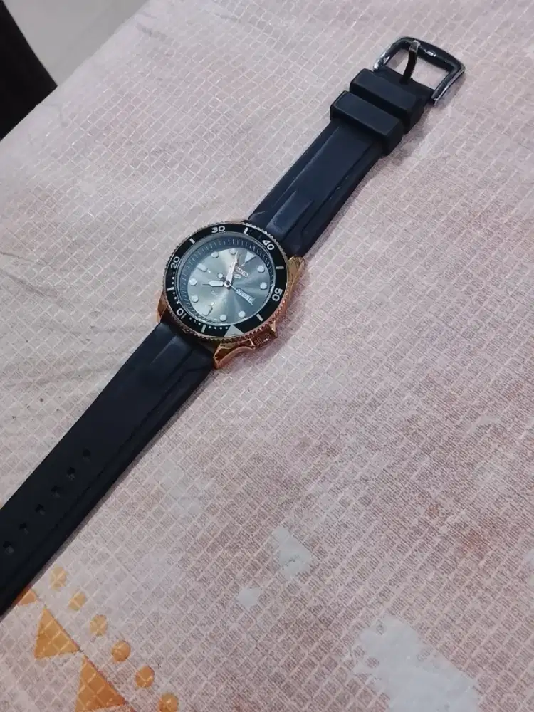 Jam Tangan Hitam BlackTime