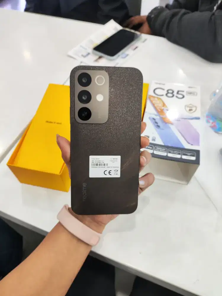 Realme C85 8/256GB , Terbaru