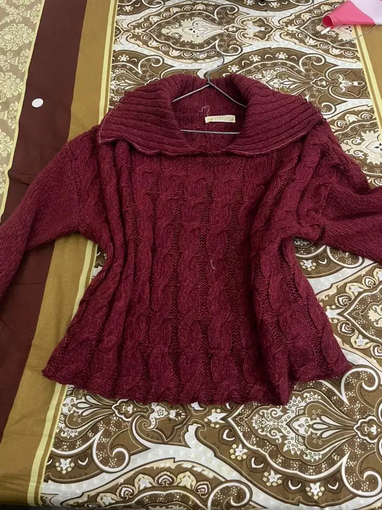 Sweater gemas wanita nyaman