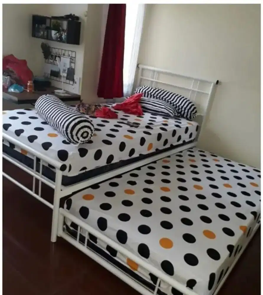 Ranjang Sorong Besi + 2 Kasur