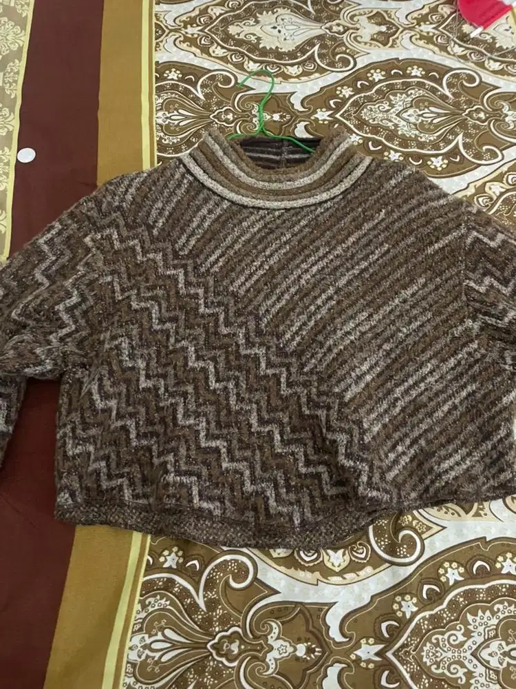 Atasan wanita gemas ala korea