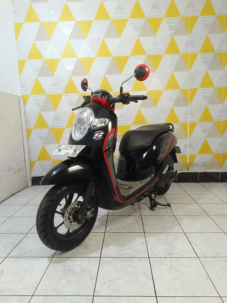 Honda scoopy donat 2020 mulus antik